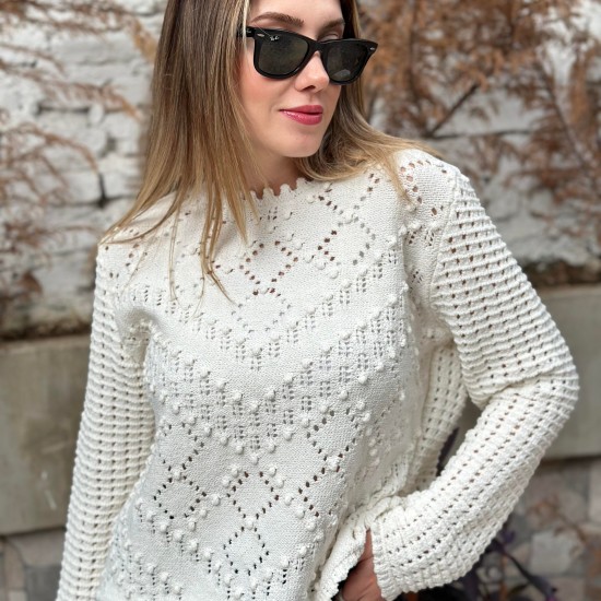 Kadın Beyaz Delikli Örgü Triko Kazak