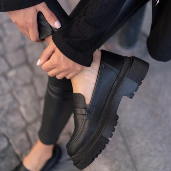 Kadın Oxford Şerit Detay Siyah Trend Model Kalın Tabanlı Günlük Ayakkabı