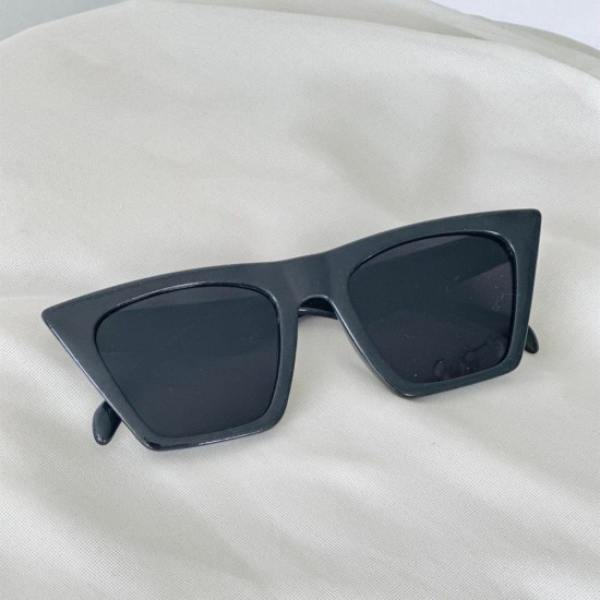 Kadın Siyah Cat Eye Güneş Gözlüğü