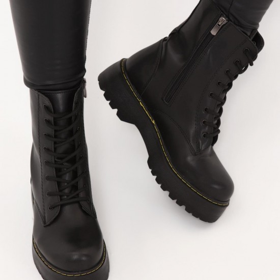 Siyah Martinez Postal Bot