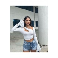 Kadın Beyaz Dekolte Detaylı Ispanyol Kol Basic Crop Top